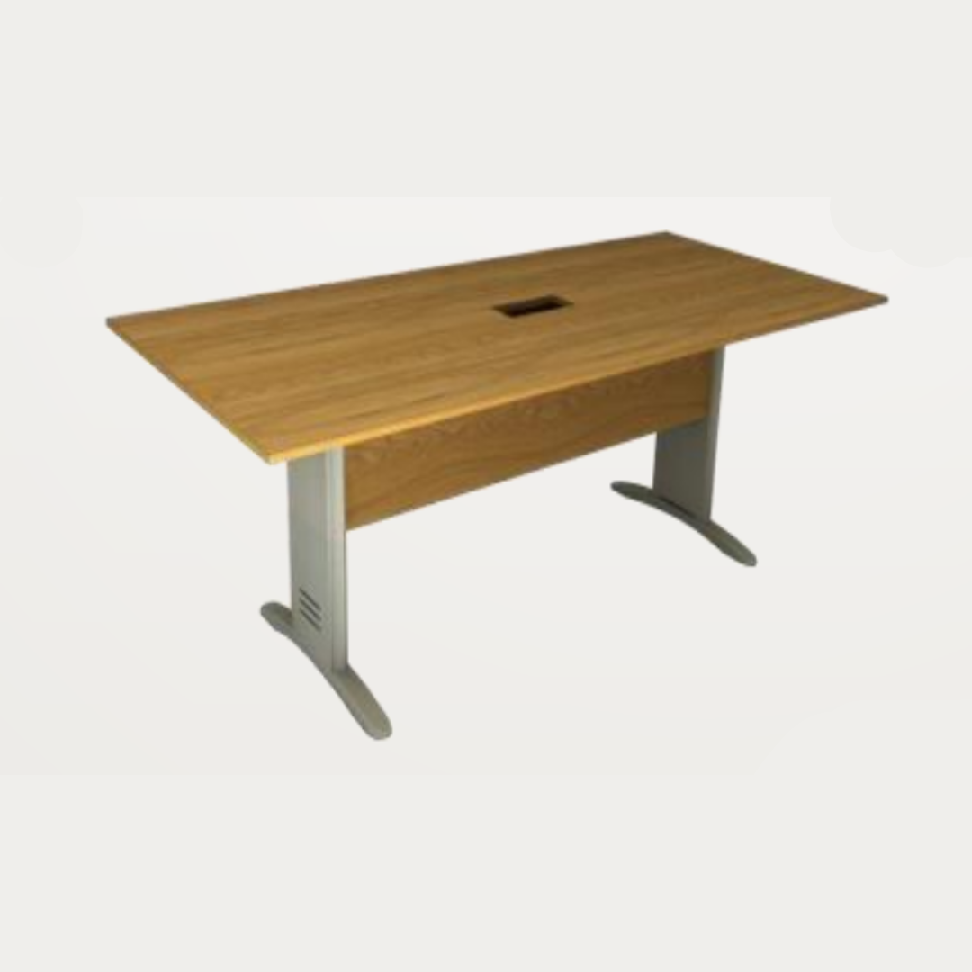 Mesa de Reunião Retangular com Caixa de Tomadas Medindo 1800x900x740mm